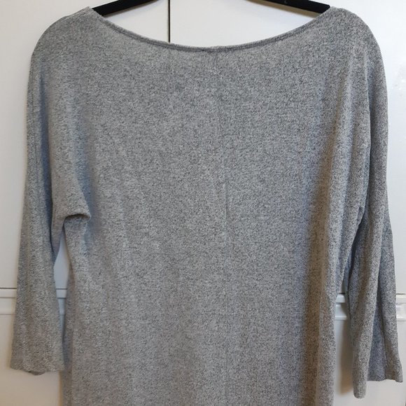 Dynamite Relaxed-Fit 3/4 Length Tee Size S - Picture 3 of 4